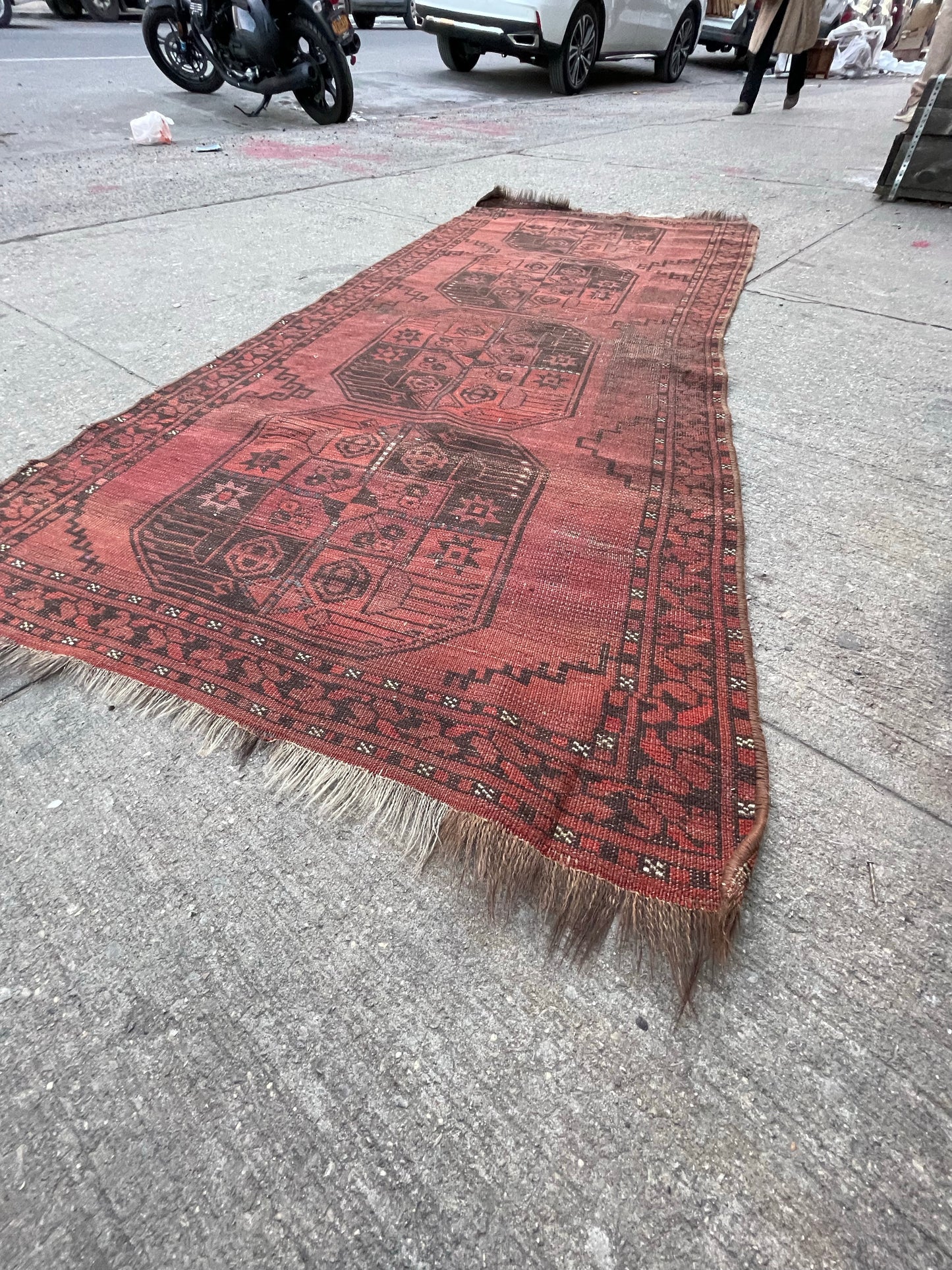 Handmade Vintage Rug 4x7’