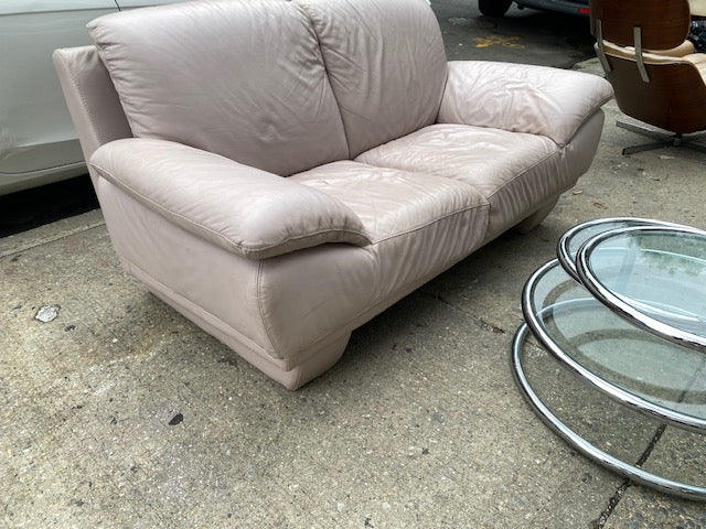 Pink Leather Italian Love Seat By Natuzzi