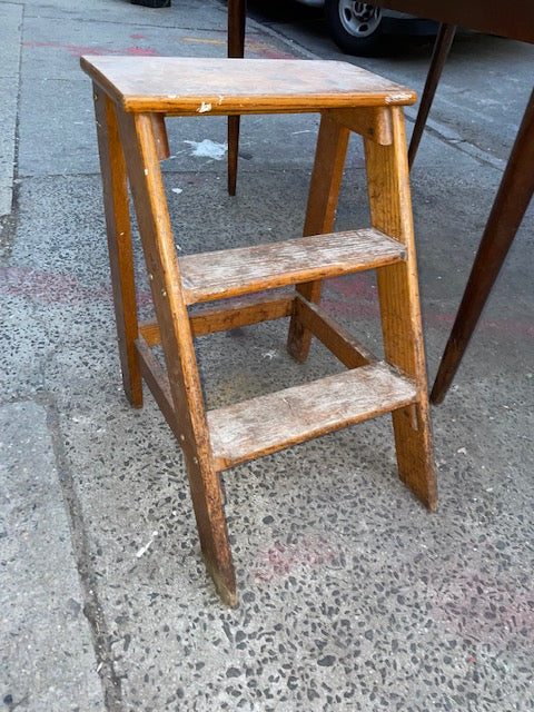 Putnam Library Step Ladder Stool