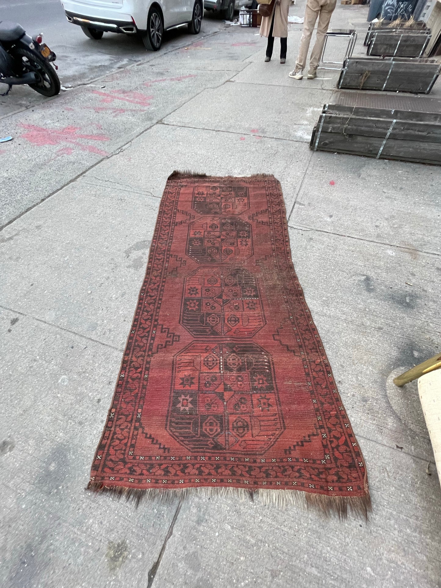 Handmade Vintage Rug 4x7’