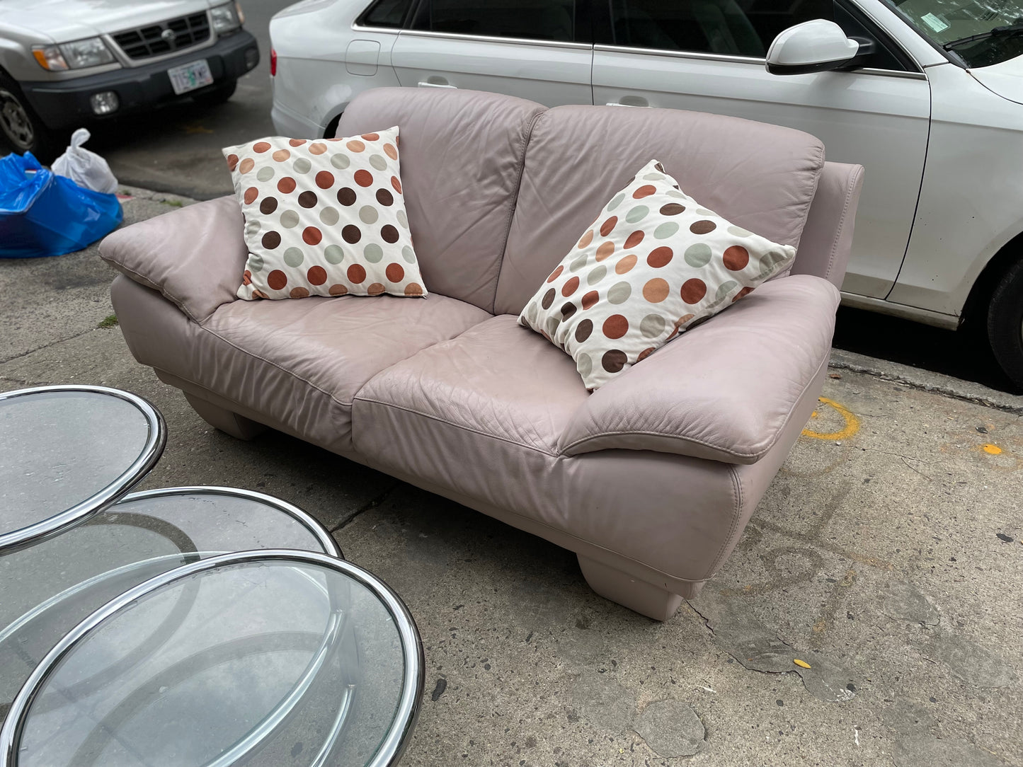 Pink Leather Italian Love Seat By Natuzzi