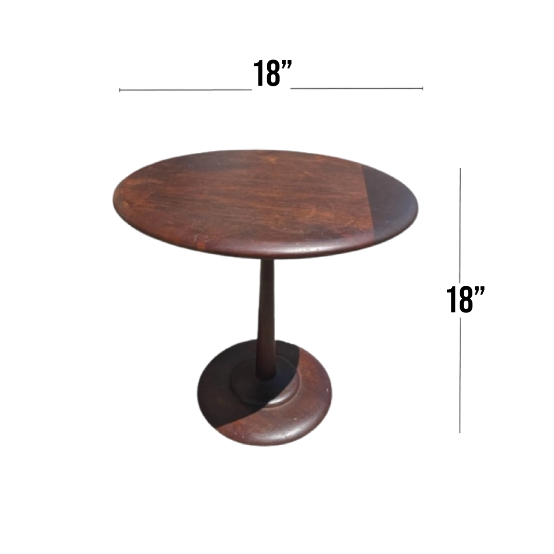 American Mid-Century Modern Small Walnut End Cocktail Table