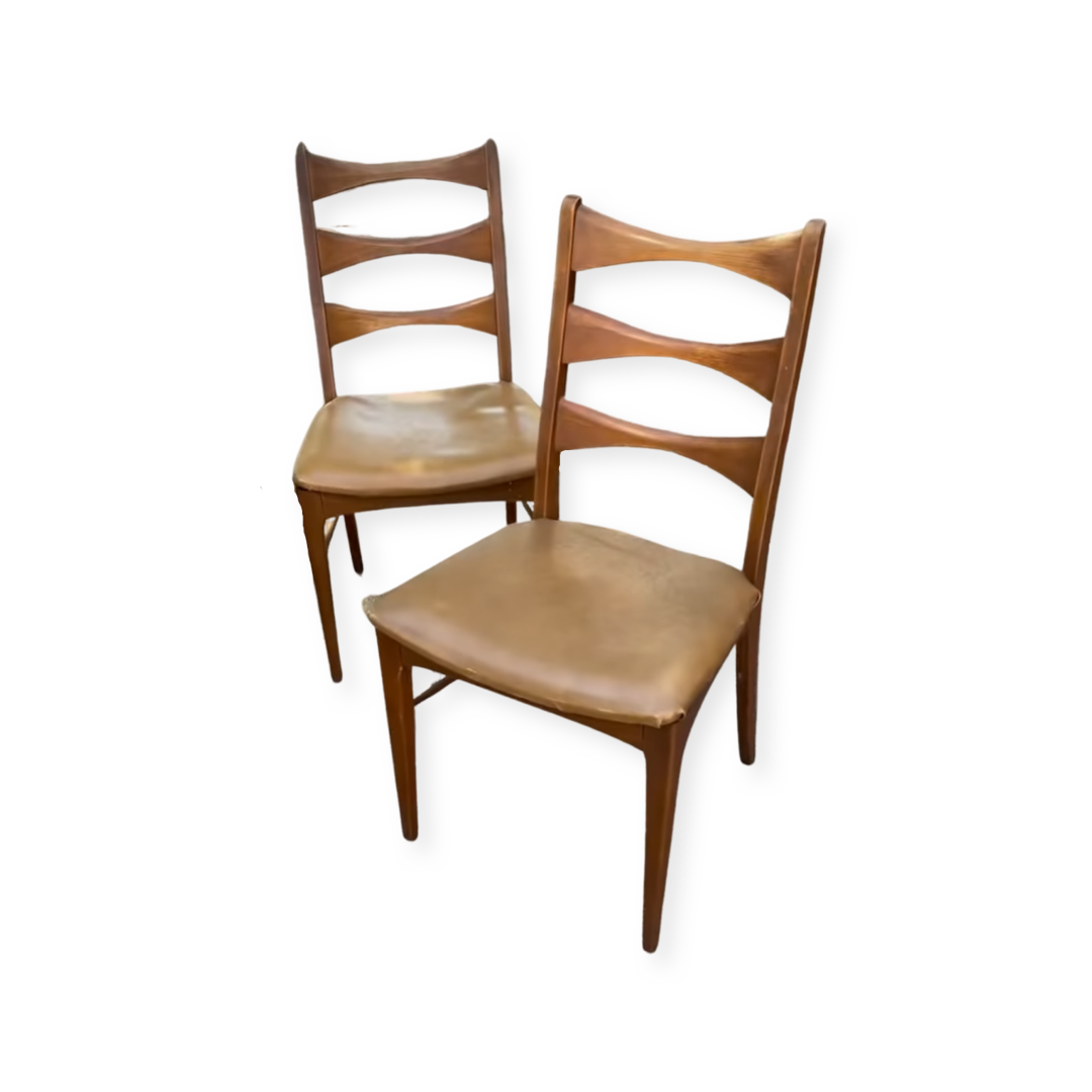 Set of 4 Lane Rhythm Bow Tie Back Dining Chairs (Table Sold Separately)