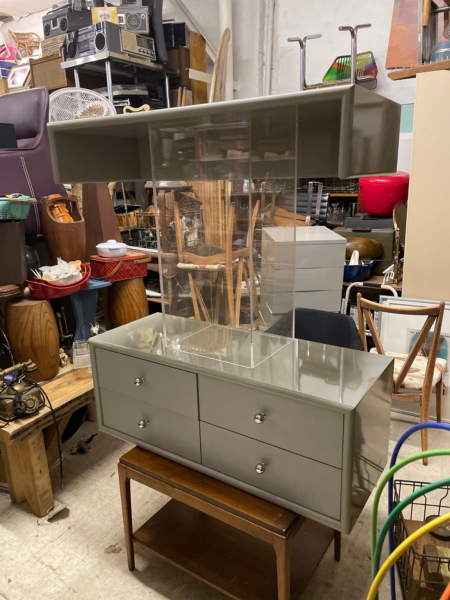 Postmodern Sage Green Lacquer Low-board with Hood Wall Unit Media Console