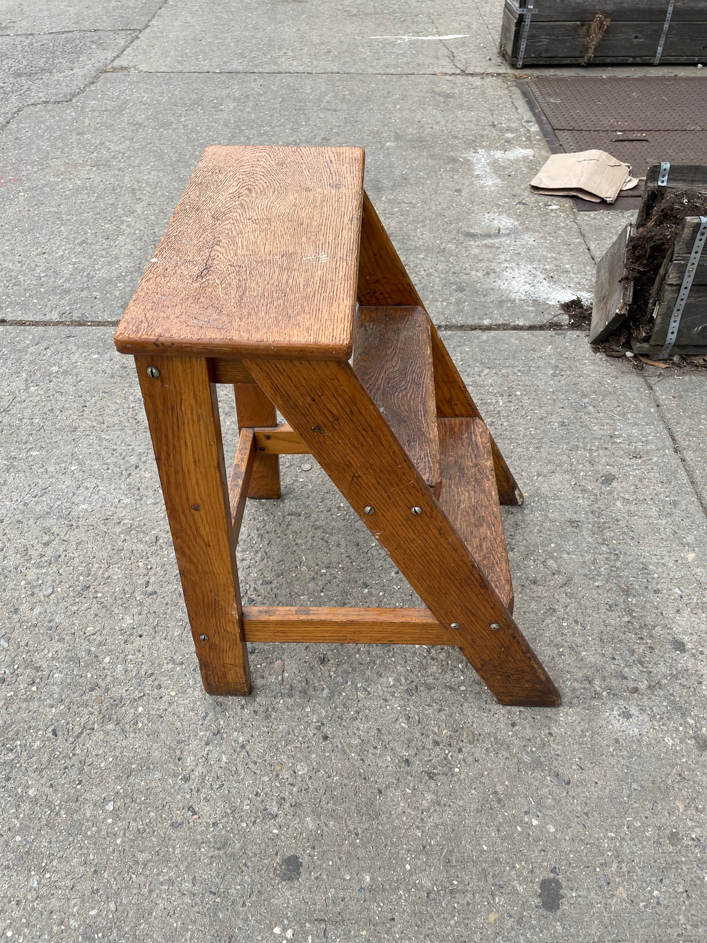 Putnam Library Step Ladder Stool