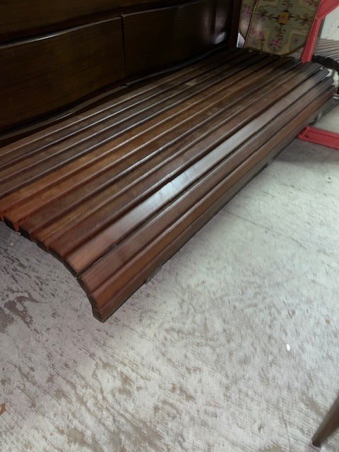 Mcm redwood heavy bench 59x22x16" tall