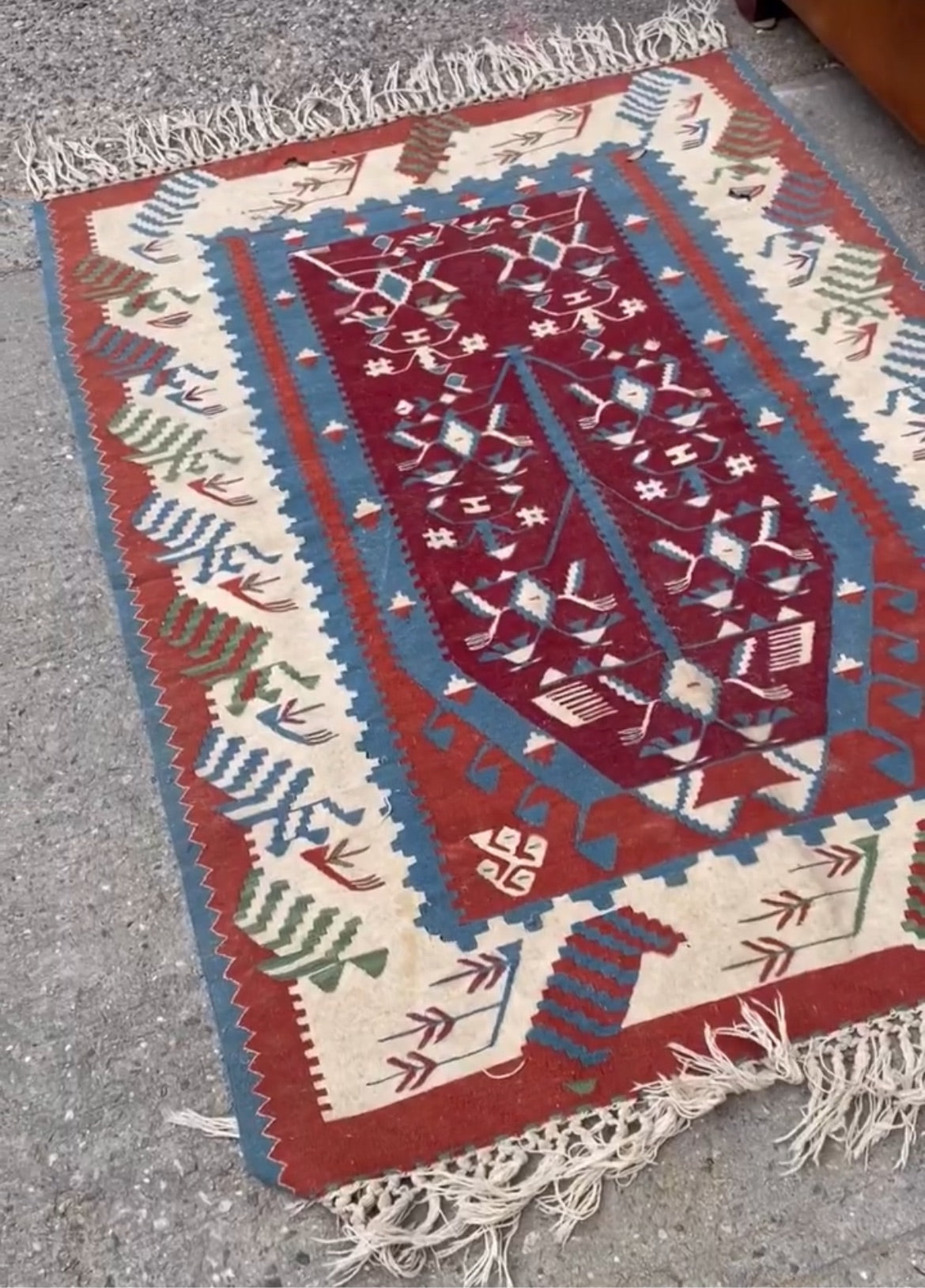 Vintage Kilim Blue and Red Rug 4x6’